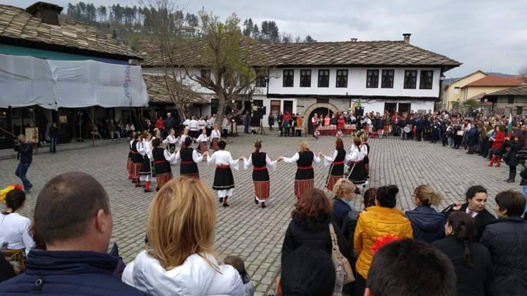 Nadigravane s Balkani v Trqvna