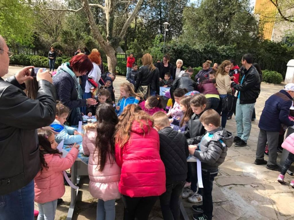 Великденски базар