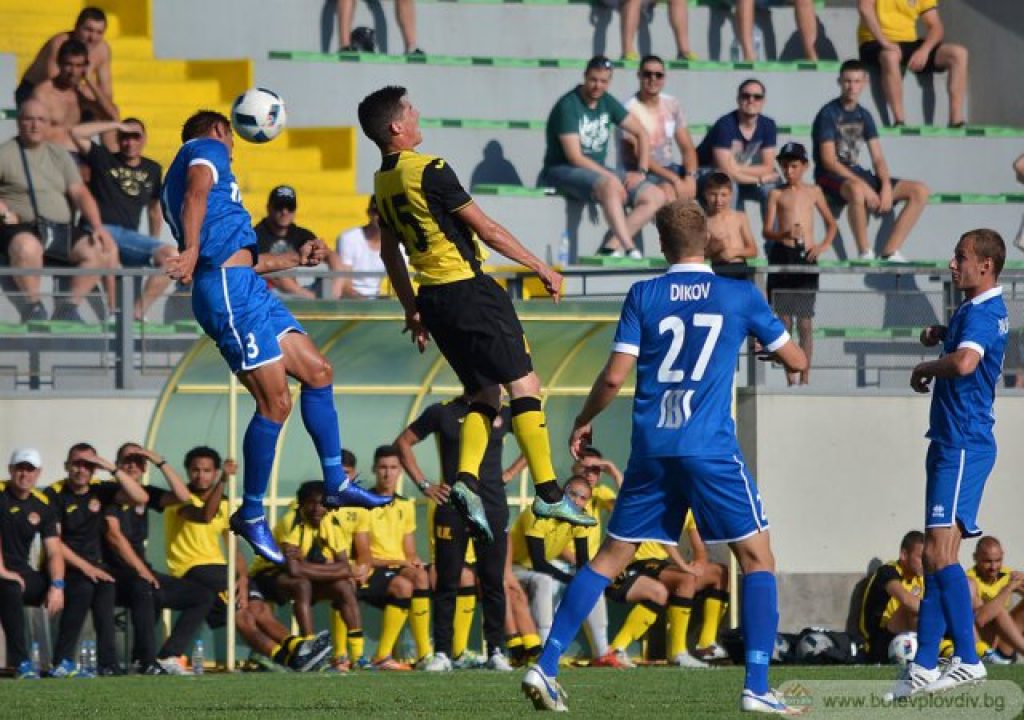 640_af53813886e9006aaa1b313d694f0572