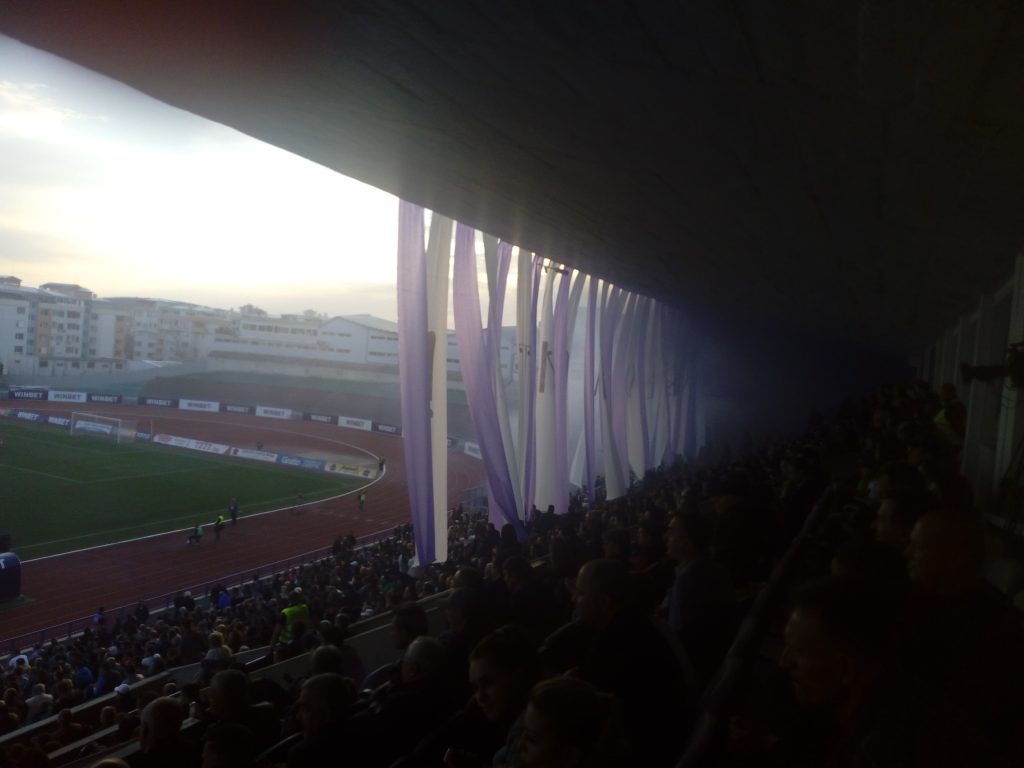 54278686_953965674805215_993450665986490368_n